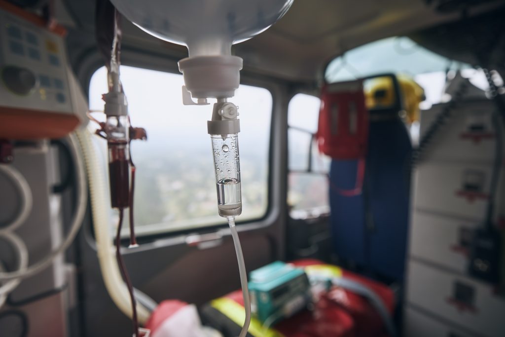 Infusion on board helicoter of emergency medical service