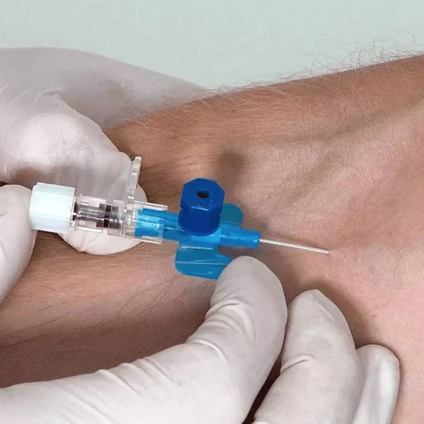 IV Cannula Winged with Injection Port - Image 4