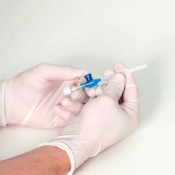 IV Cannula Winged with Injection Port - Image 3